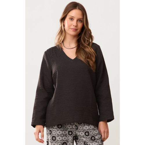 Deepa V-Neck Matelassé Top - Charcoal black Deepa V-Neck Matelassé Top - Charcoal black